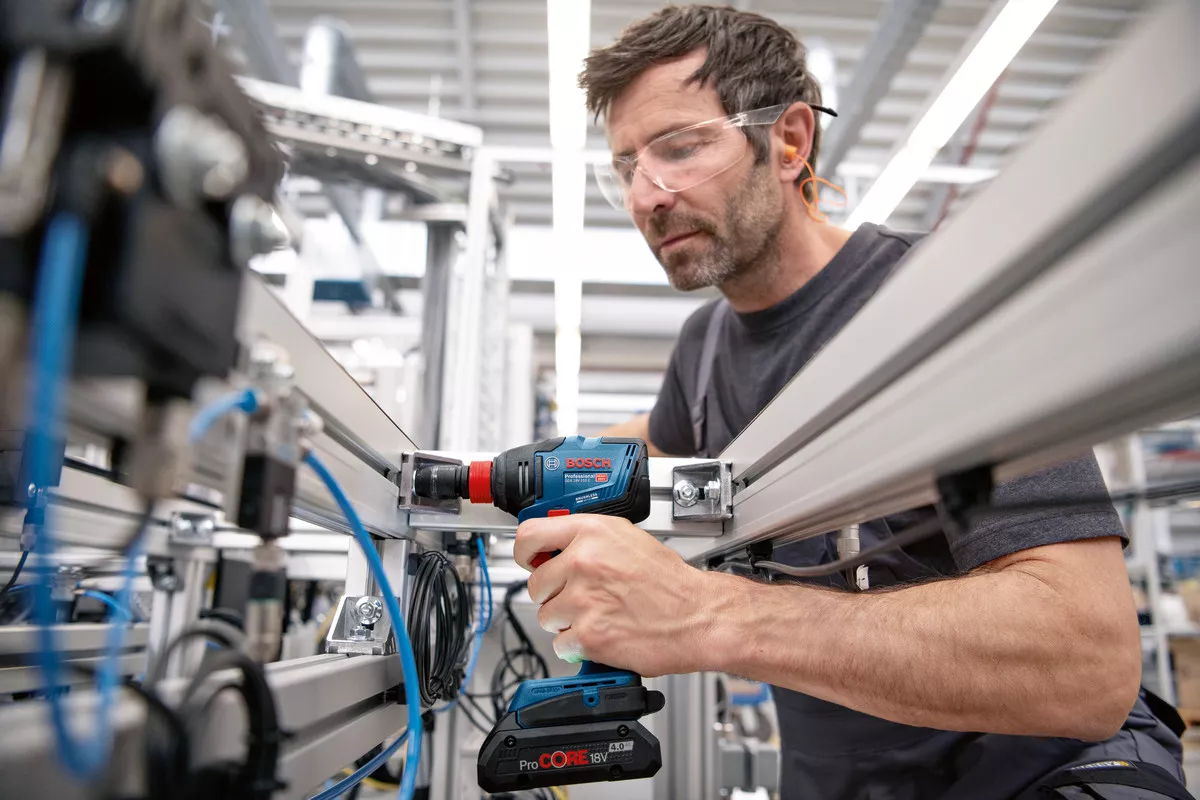 Visseuse à choc GDX 18V-210 C Bosch Solo